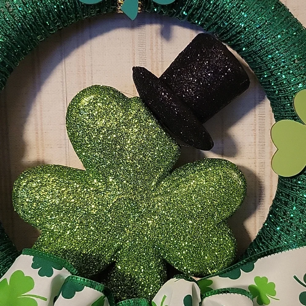 HAND CRAFTED WREATH ST PATRICK'S 